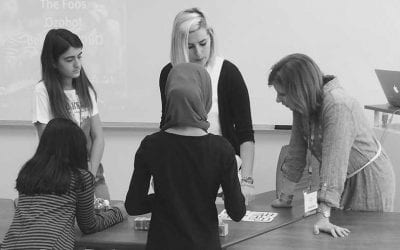 Coding Teacher Liz Kahn Teaches “Code Like A Girl” Workshop for #LEADLIKEAGIRL Conference