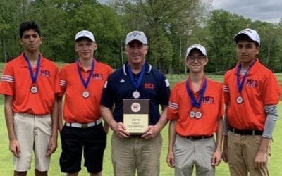 Golf Team Captures First-Ever Friends Schools League Title